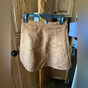 NEW BCBGeneration Tan Suede Skirt, Size 2.